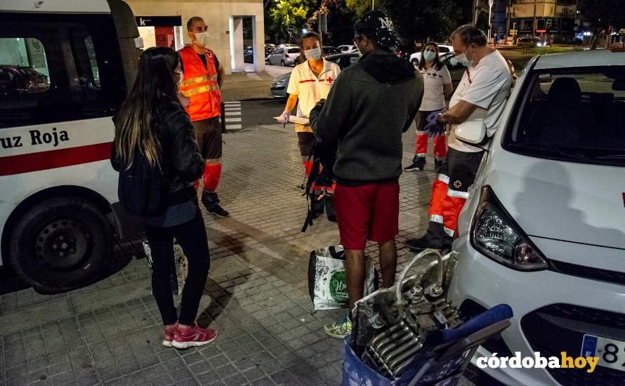 Acción de la Cruz Roja en la calle
