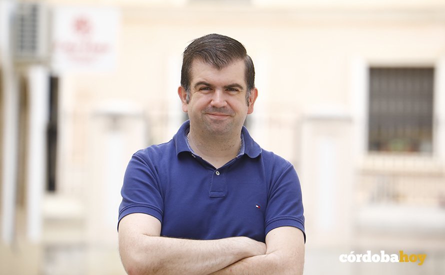 Salvador Ruiz Pino posa para Córdoba Hoy