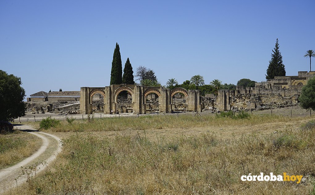 Tercera fase arqueológica en la Plaza de Armas de Medina Azahara