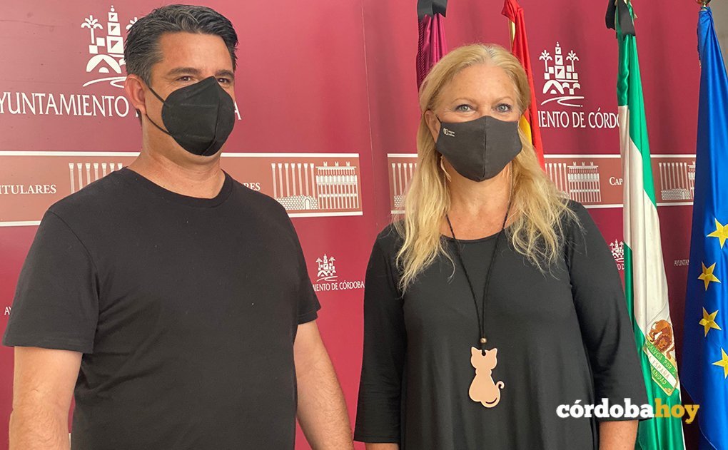 Pedro García y Cristina Pedrajas