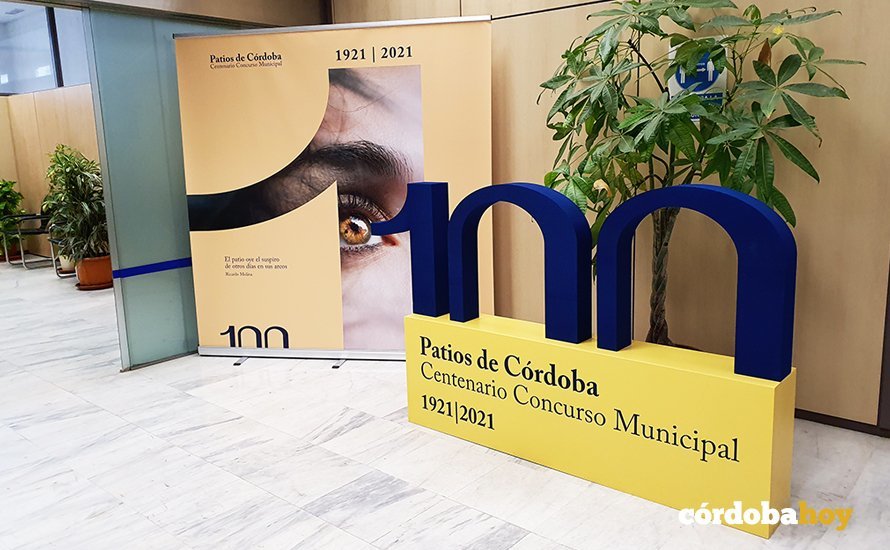 Imagen del Centenario de Los Patios en el Ayuntamiento de Córdoba