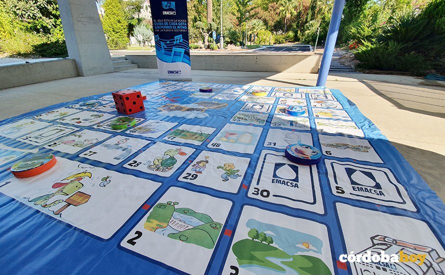 Presentación de la oferta educativa de Emacsa con talleres para escolares