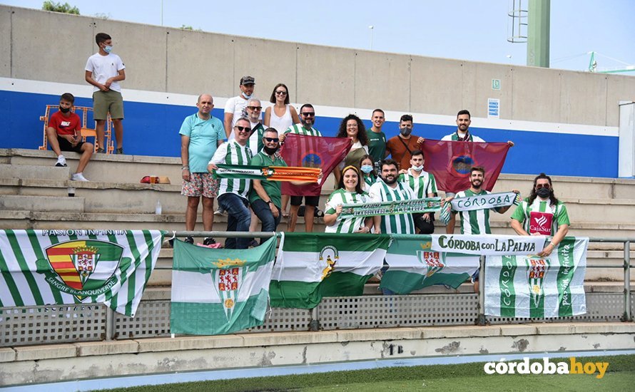 Afición blanquiverde en Canarias