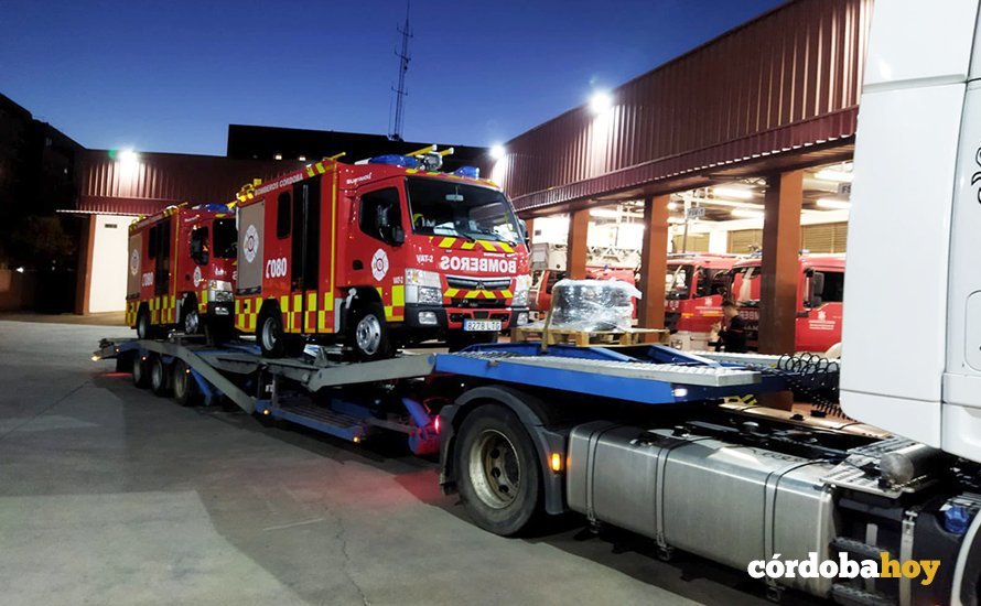 Los nuevos vehículos de bomberos para actuar en el Casco llegan a Córdoba