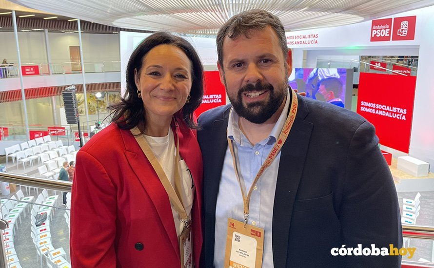 La cordobesa Rafi Crerspín y el abogado Mariano Poyato Zafra en el Congreso del PSOE de Torremolinos