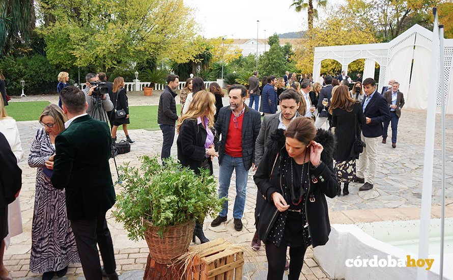 Celebración de la III Zambomba 'Con sabor a Navidad', a beneficio de la Asociación Española Contra el Cáncer
