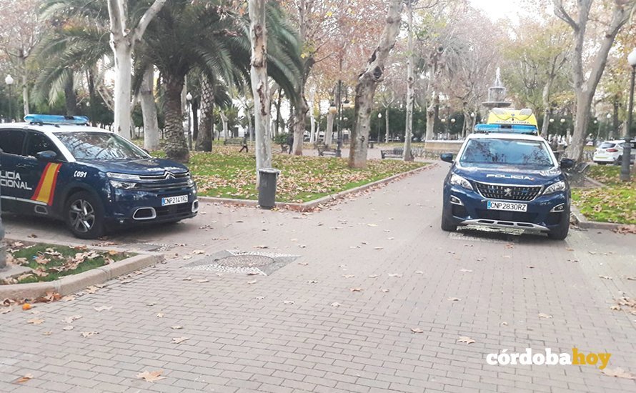 Policía desplazada el pasado viernes hasta la mezquita del Parque de Colón