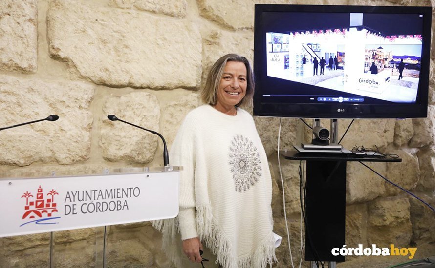Isabel Albás en la presentación de Córdoba en Fitur 2022
