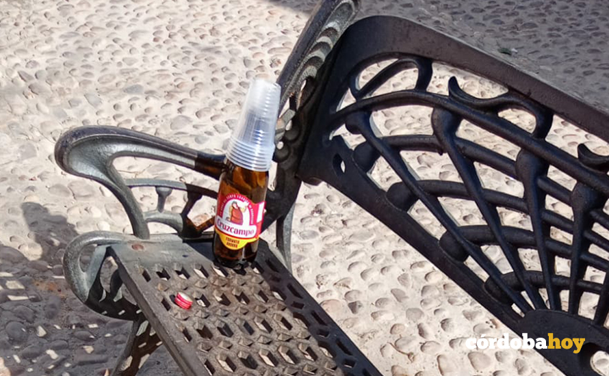 Restos del paso de los ultras del Xerez por la zona patrimonial