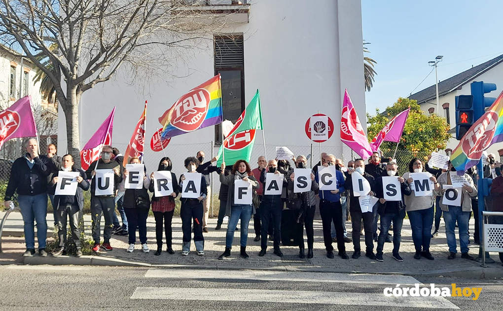 Reacción en UGT al autobús de Vox