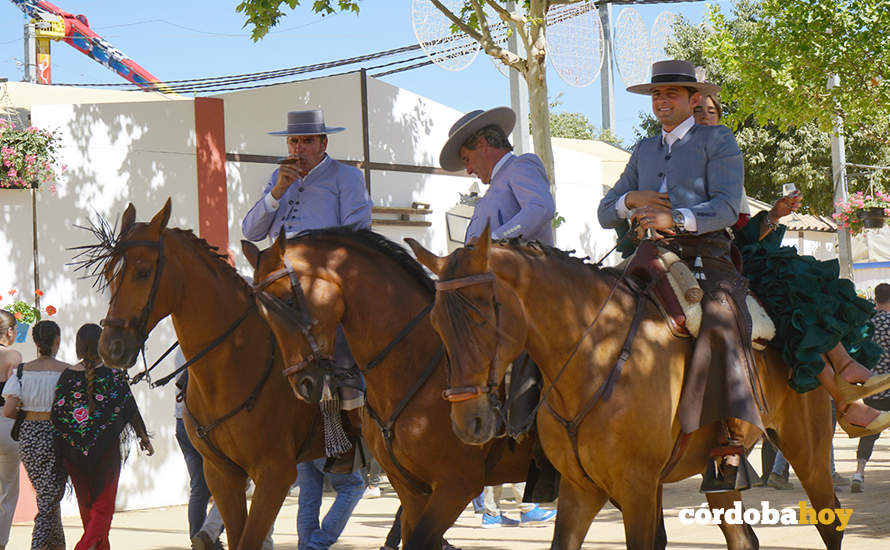 Caballistas en el Jueves de Feria 2022