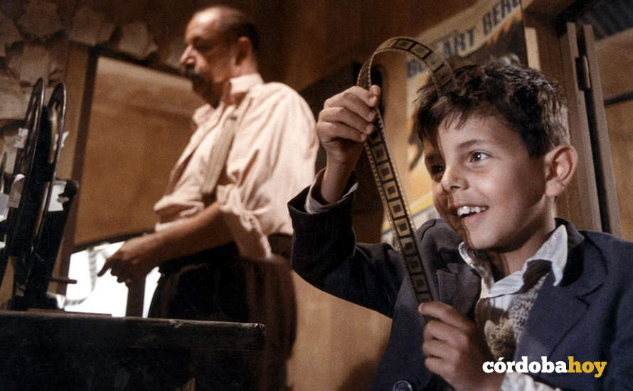 Fotograma de 'Cinema Paradiso'
