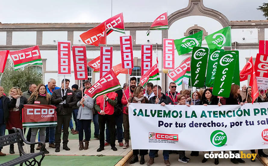Concetración sindical en Peñarroya en defensa de la atención primaria y la sanidad pública