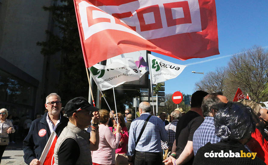 CCOO en la manifestación en favor de la Sanidad pública en Córdoba 25 de marzo de 2023
