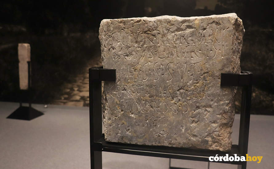 Piezas cedidas por el Arqueológico para la exposición 'Muerte en la arena. Gladiadores de Córdoba' FOTO MEH