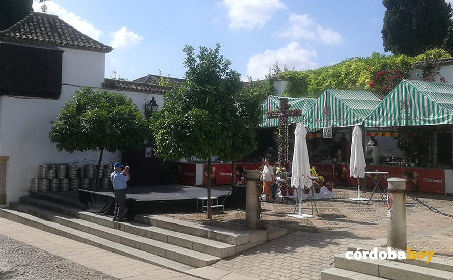 Espacio donde se instala la Cruz de la >Asociación Cultural Córdoba Sólo Hay Una