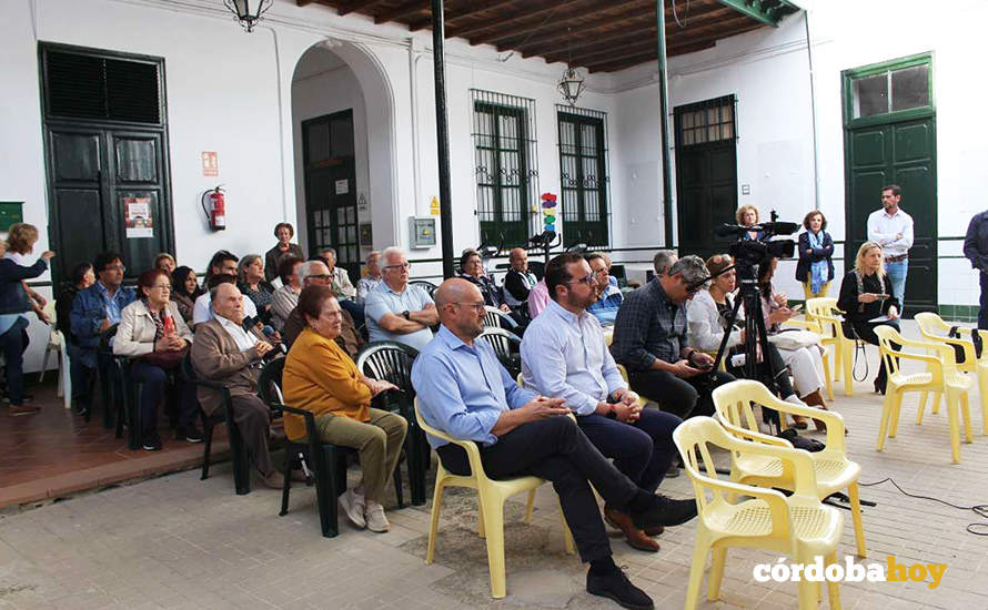 Presentación del cartel y programa de la Fiesta de la Cruz en Montilla en el Patio de la Silera