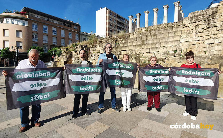 Miembros de Andalucía Entre Tod@s en una imagen de archivo