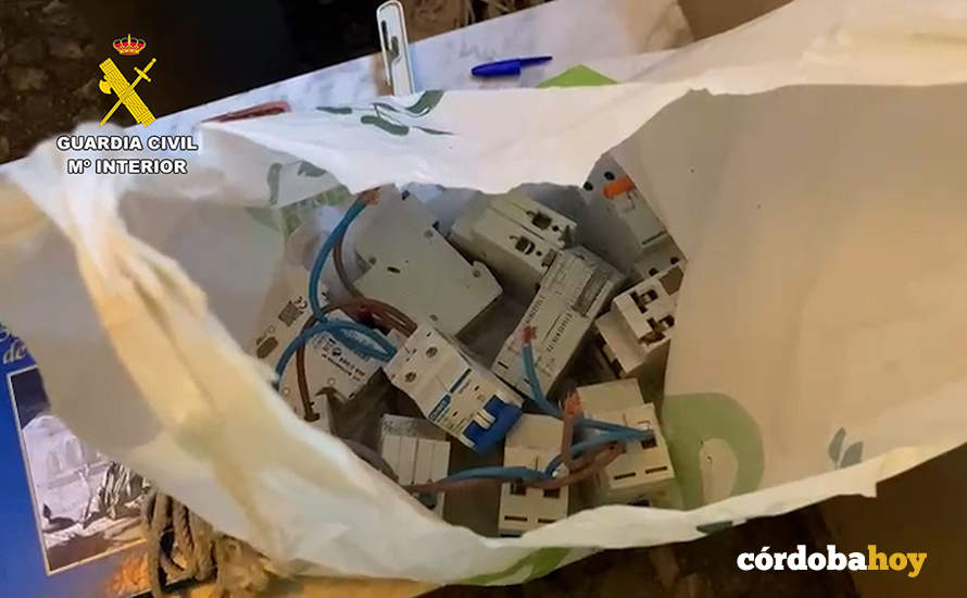 Material incautado por la Guardia Civil en la Operación Apóstol de La Rambla