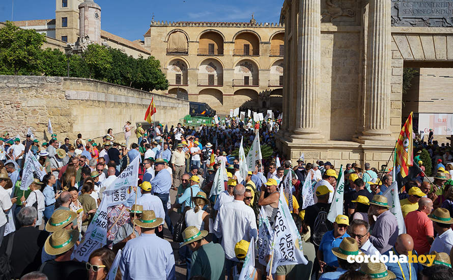 Protesta del campo ante la cumbre europea de Agricultura en Córdoba