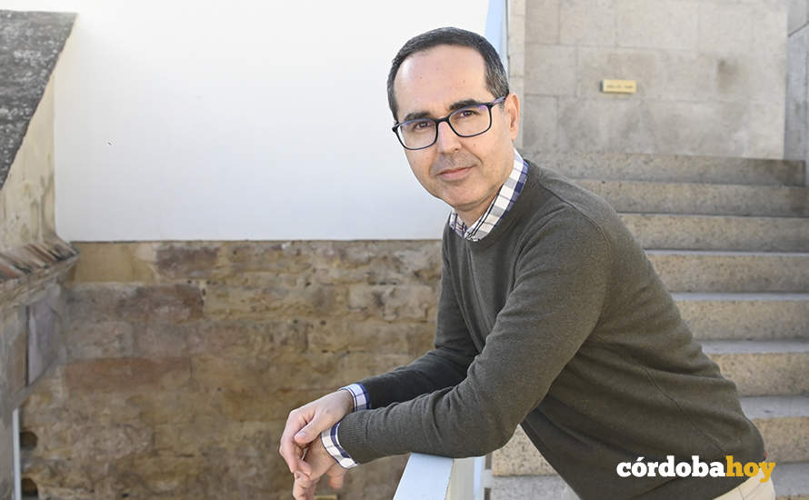 Manuel Giráldez posa para Córdoba Hoy