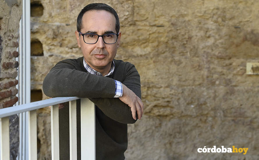 Manuel Giráldez posa para Córdoba Hoy