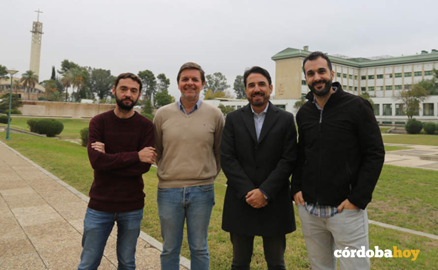 De izquierda a derecha, los autores del artículo, Alberto Jiménez Solano, Antonio Sarsa Rubio, José Luis Aranda Hidalgo y Antonio Martín Alcántara
