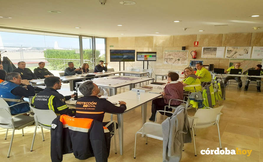 Simulacro de accidente aéreo en el Aeropuerto de Córdoba