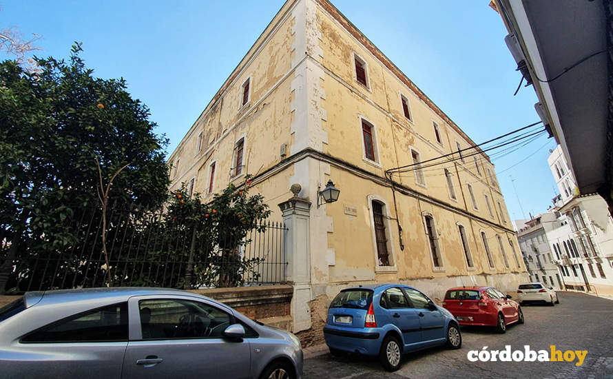Acuartelamiento de la Trinidad, popularmente conocido como la Zona