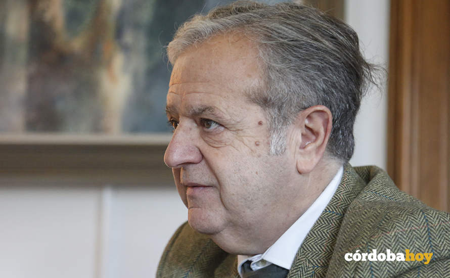 Salvador Fuentes posa para Córdoba Hoy