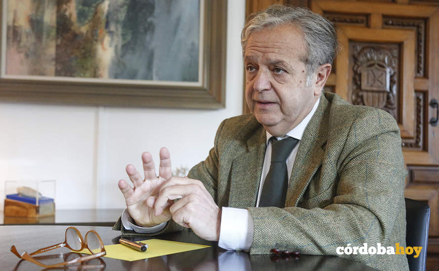 Salvador Fuentes posa para Córdoba Hoy