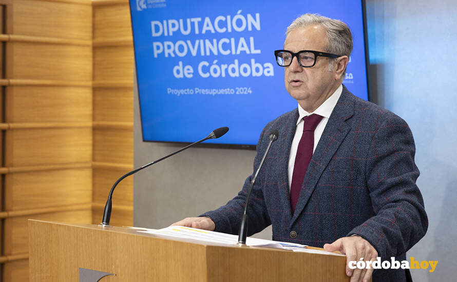 Salvador Fuentes, presidente de Emproacsa