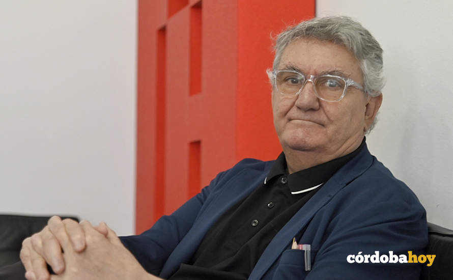 Pedro García del Barrio posa para Córdoba Hoy FOTO JM AYALA