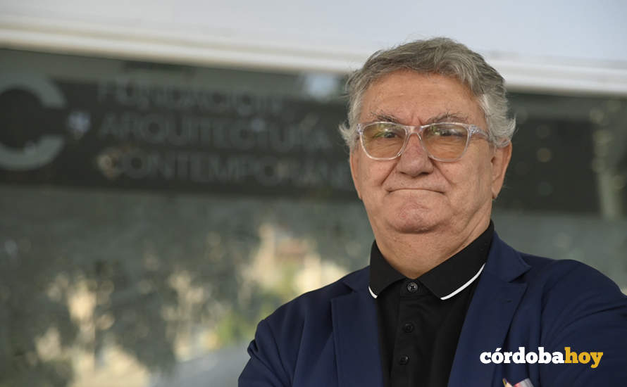 Pedro García del Barrio posa para Córdoba Hoy FOTO JM AYALA