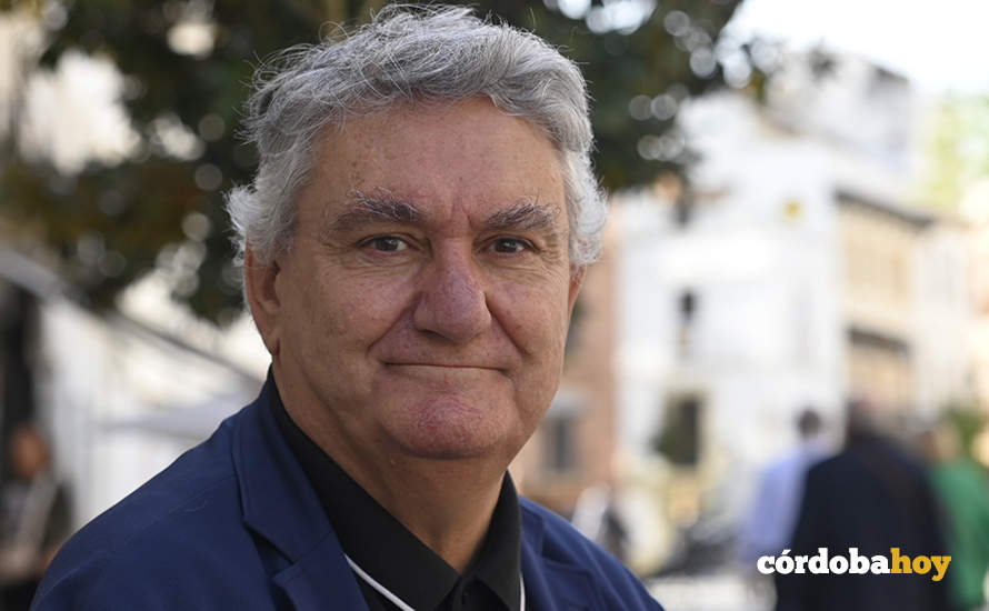 Pedro García del Barrio posa para Córdoba Hoy FOTO JM AYALA