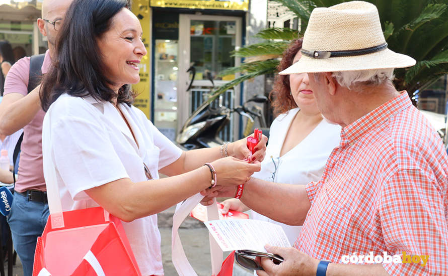 Rafi Crespín en un acto de campaña en el Distrito Levante