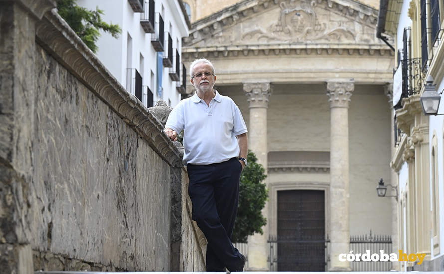 Desiderio Vaquerizo posa para Córdoba Hoy FOTO JM AYALA
