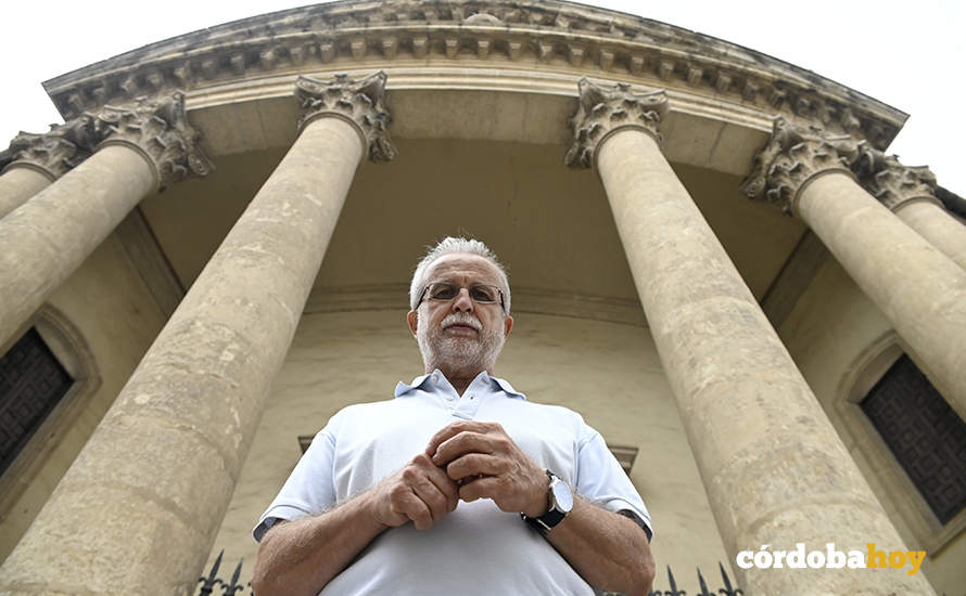 Desiderio Vaquerizo posa para Córdoba Hoy FOTO JM AYALA