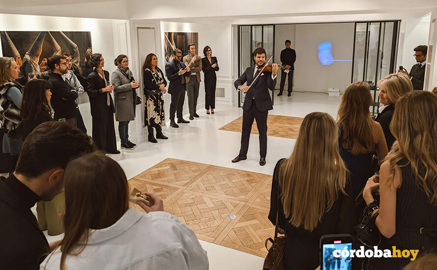 Inauguración de la exposición Raíces en París FOTO SILBON