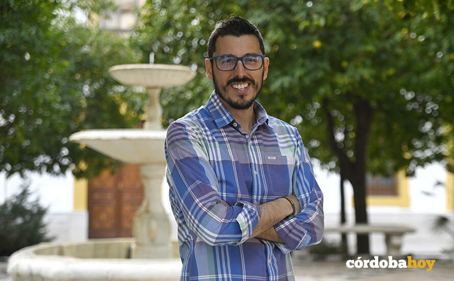 José Luis Manta posa para Córdoba Hoy FOTO JM AYALA
