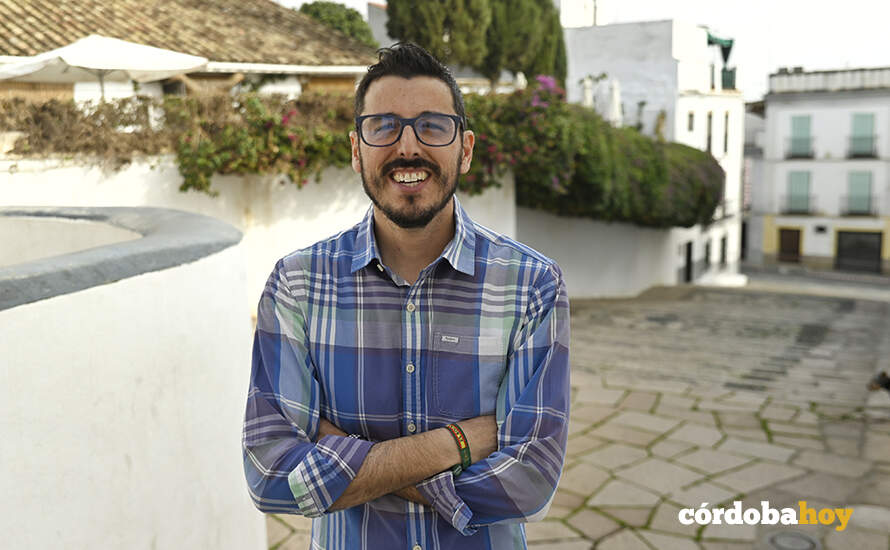 José Luis Manta posa para Córdoba Hoy FOTO JM AYALA