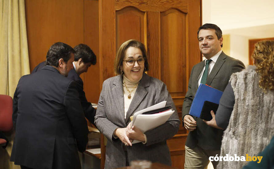 Blanca Torrent y José María Bellido acceden a Pleno FOTO AYUNTAMIENTO DE CÓRDOBA