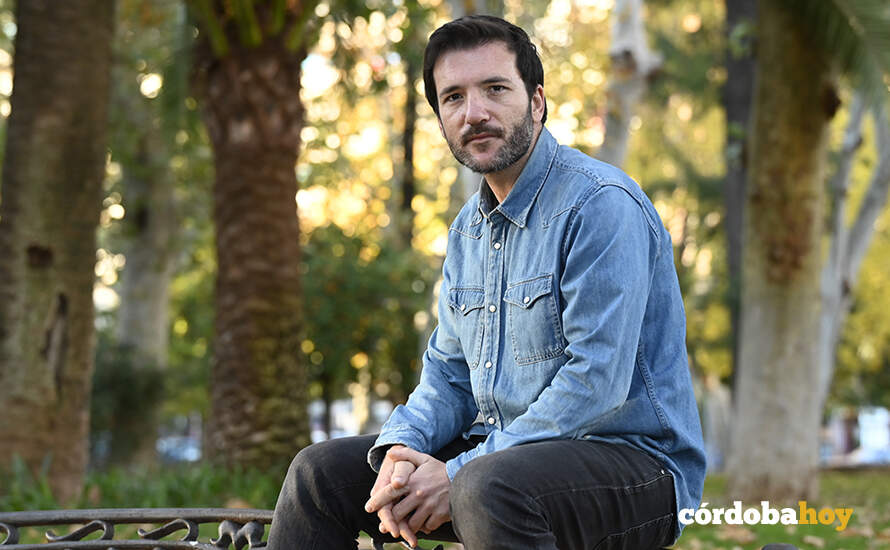 Álvaro Medina Cano posa para Córdoba Hoy FOTO JM AYALA