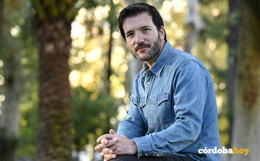 Álvaro Medina Cano posa para Córdoba Hoy FOTO JM AYALA