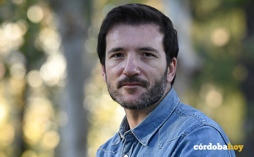 Álvaro Medina Cano posa para Córdoba Hoy FOTO JM AYALA