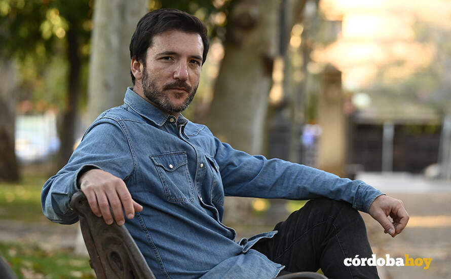 Álvaro Medina Cano posa para Córdoba Hoy FOTO JM AYALA