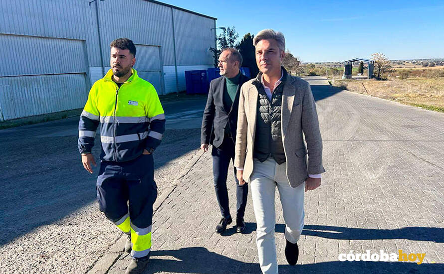 Visita de Andrés Lorite a la planta de Epremasa de Dos Torres FOTO DIPUTACIÓN