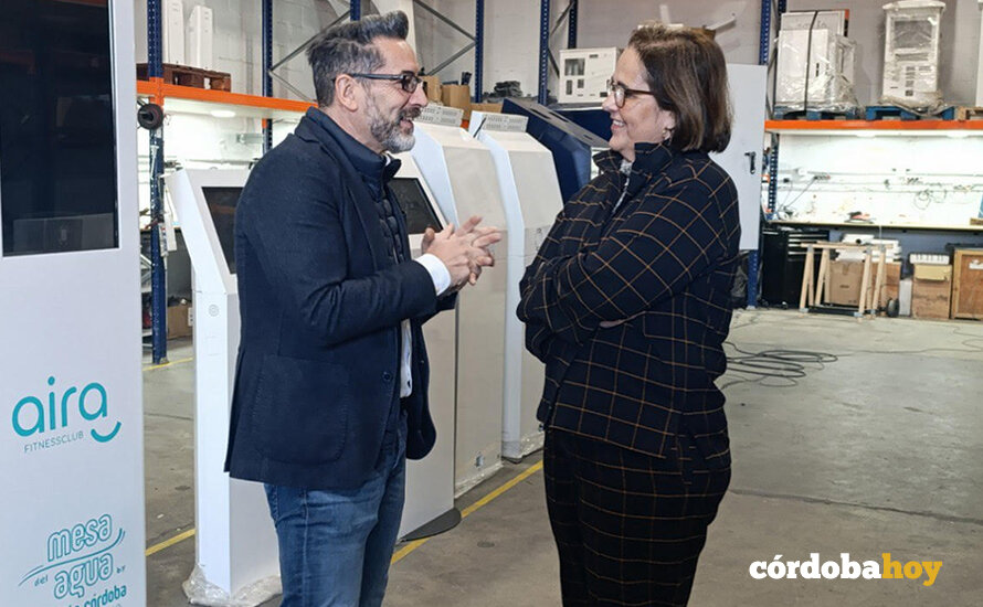 Blanca Torrent visita empresas con más de 25 años de antigüedad FOTO AYUNTAMIENTO DE CÓRDOBA