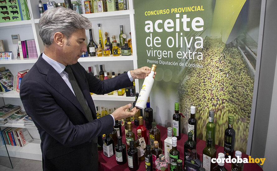 Cata final de la XVIII edición del Concurso Provincial a la Calidad de Aceites de Oliva Virgen Extra Premio Diputación de Córdoba FOTO DIPUTACIÓN
