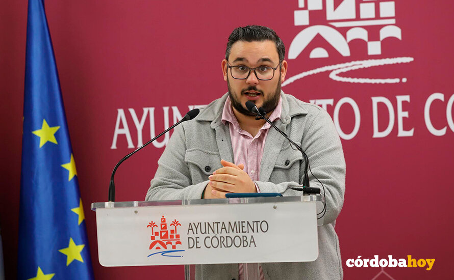 El coportavoz de Hacemos Córdoba, Iván Fernández